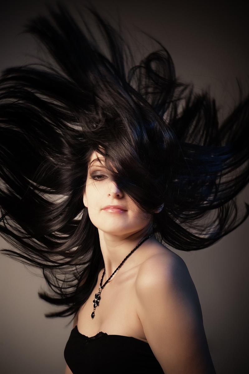 voluminous hair-1f171ef51e6c40abac7bc30f086d7f13.jpg voluminous hair